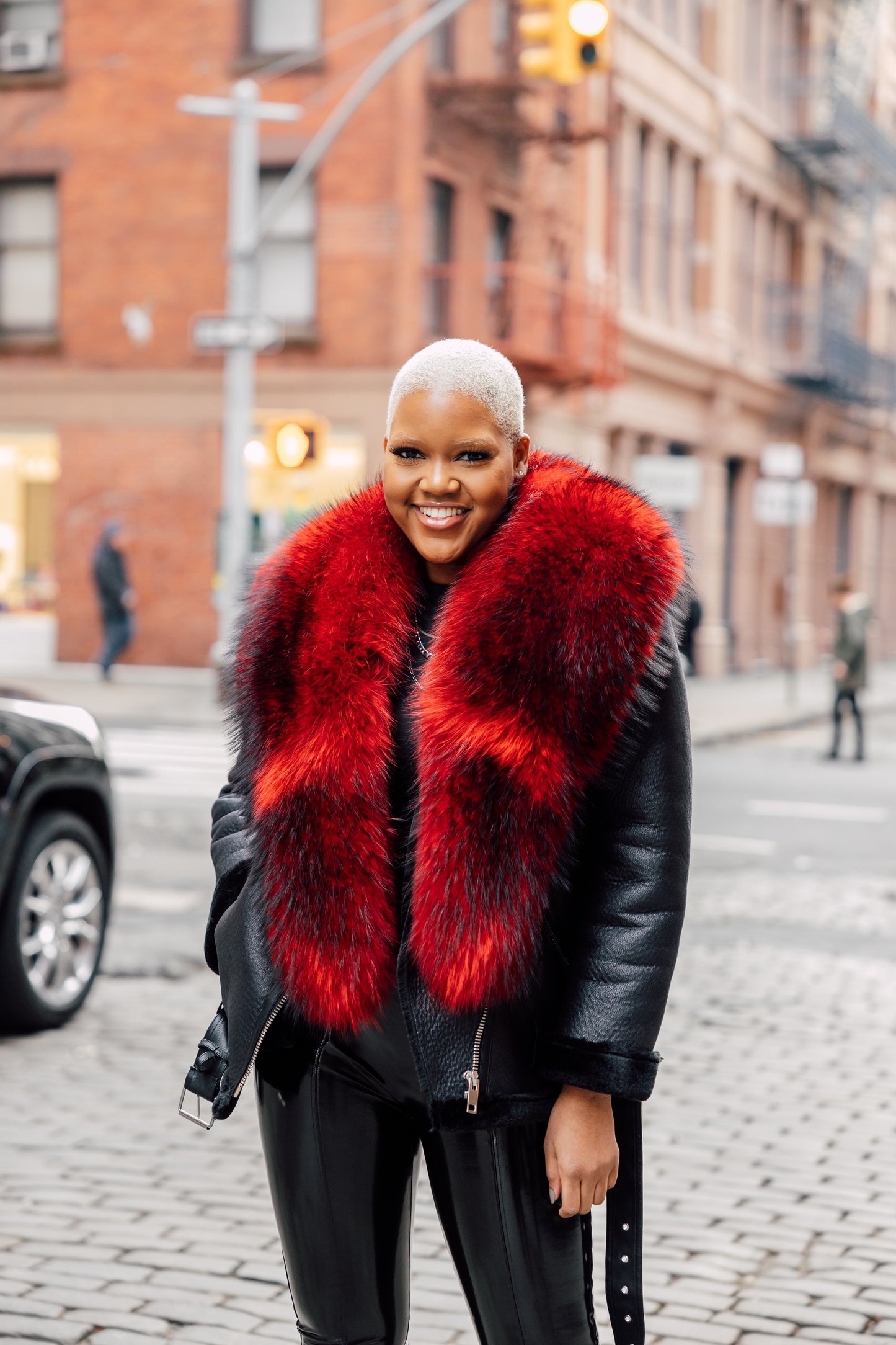 Queen of Heart fur collar