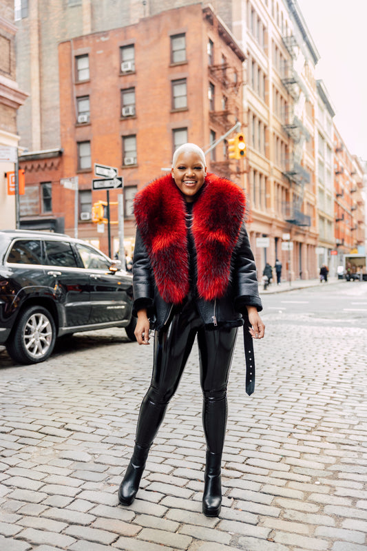 Queen of Heart fur collar