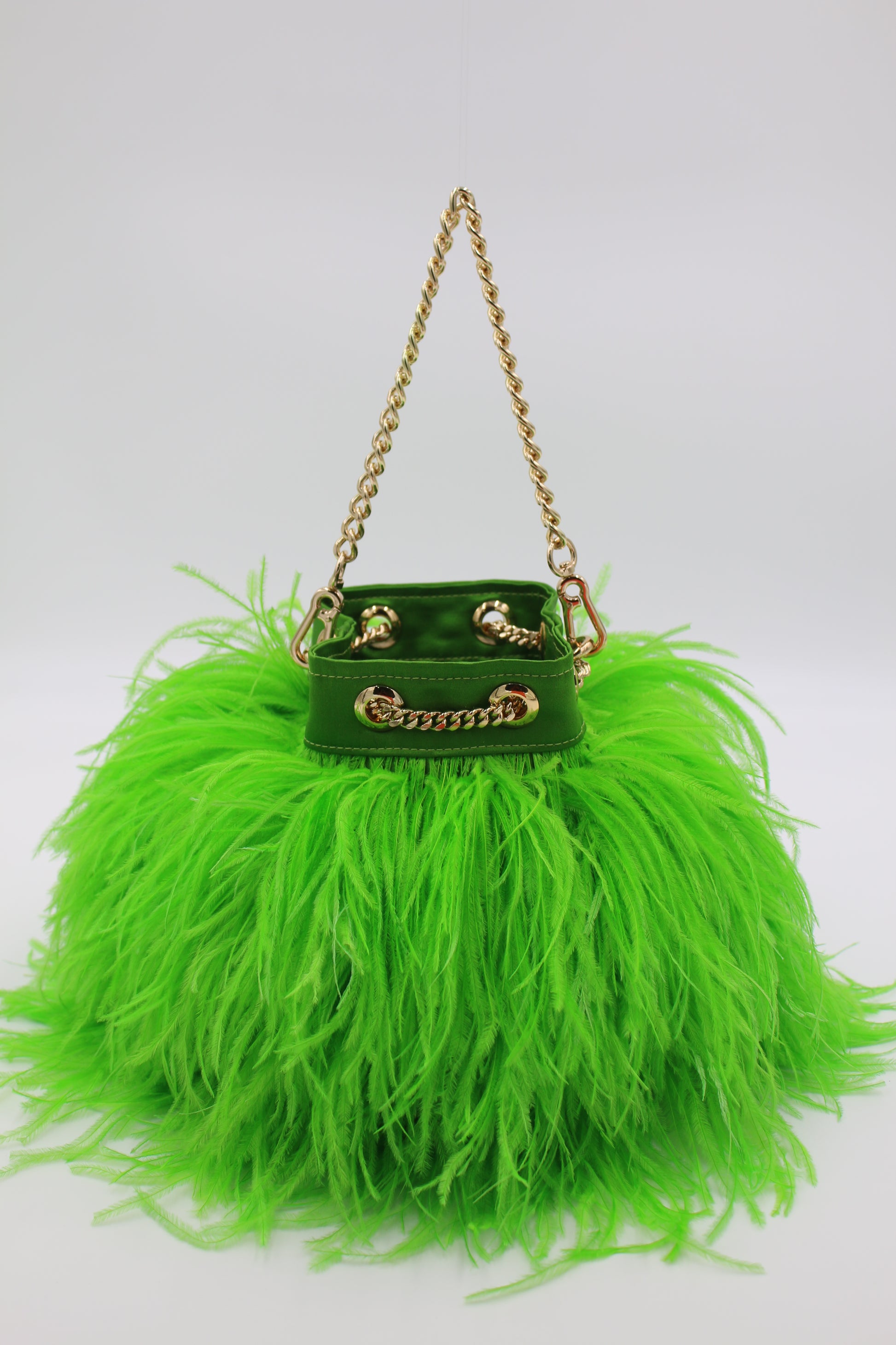 A GREEN OSTRICH 'KELLY' BAG